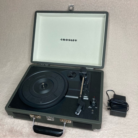 Crosley Portable Turntable Record Player-3 Speed-Charcoal Gray-Music-WORKS! - Picture 1 of 9